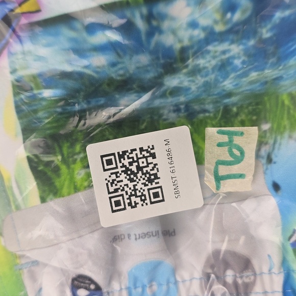 Colorful Graphic Hooded Poncho and Lined Swim Shorts Set Mens Size Med - Picture 5 of 5